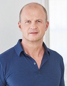 Dr. med.  Tobias  Brandenburg